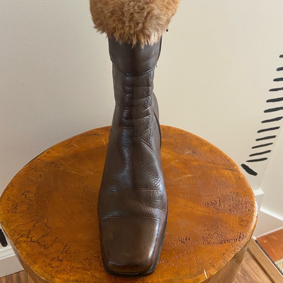 Lea Foscati made in Italy fur boot. - Picture 5 of 12